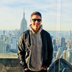 Meet your Posher, Cristian